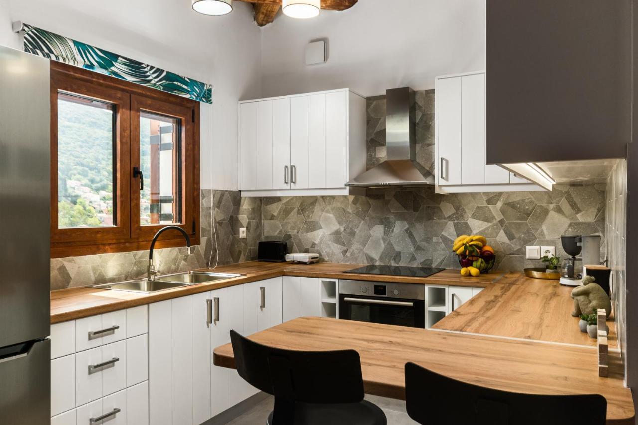 Eloise Apartments Agios Matthaios  Экстерьер фото